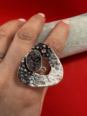 Stretch Ring Grau Weiß mit Steinchen